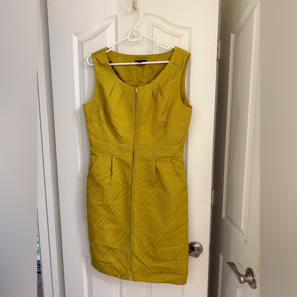 Tahari ASL Mustard Yellow Textured Midi Dress - Picture 5 of 10